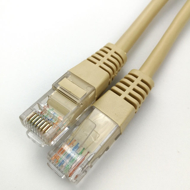 Καλώδιο σκοινιού μπαλωμάτων Ethernet δικτύων UTP Cat5e Rj45 σε RJ45 κίτρινο